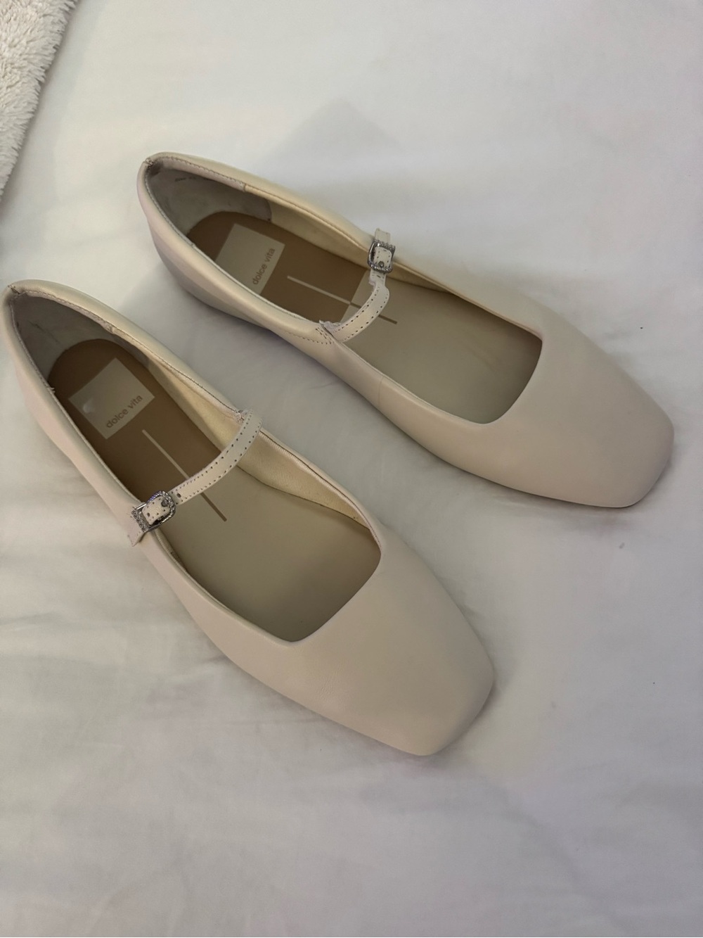 Dolce Vita Cream Mary Jane Flats - Picture 4 of 9